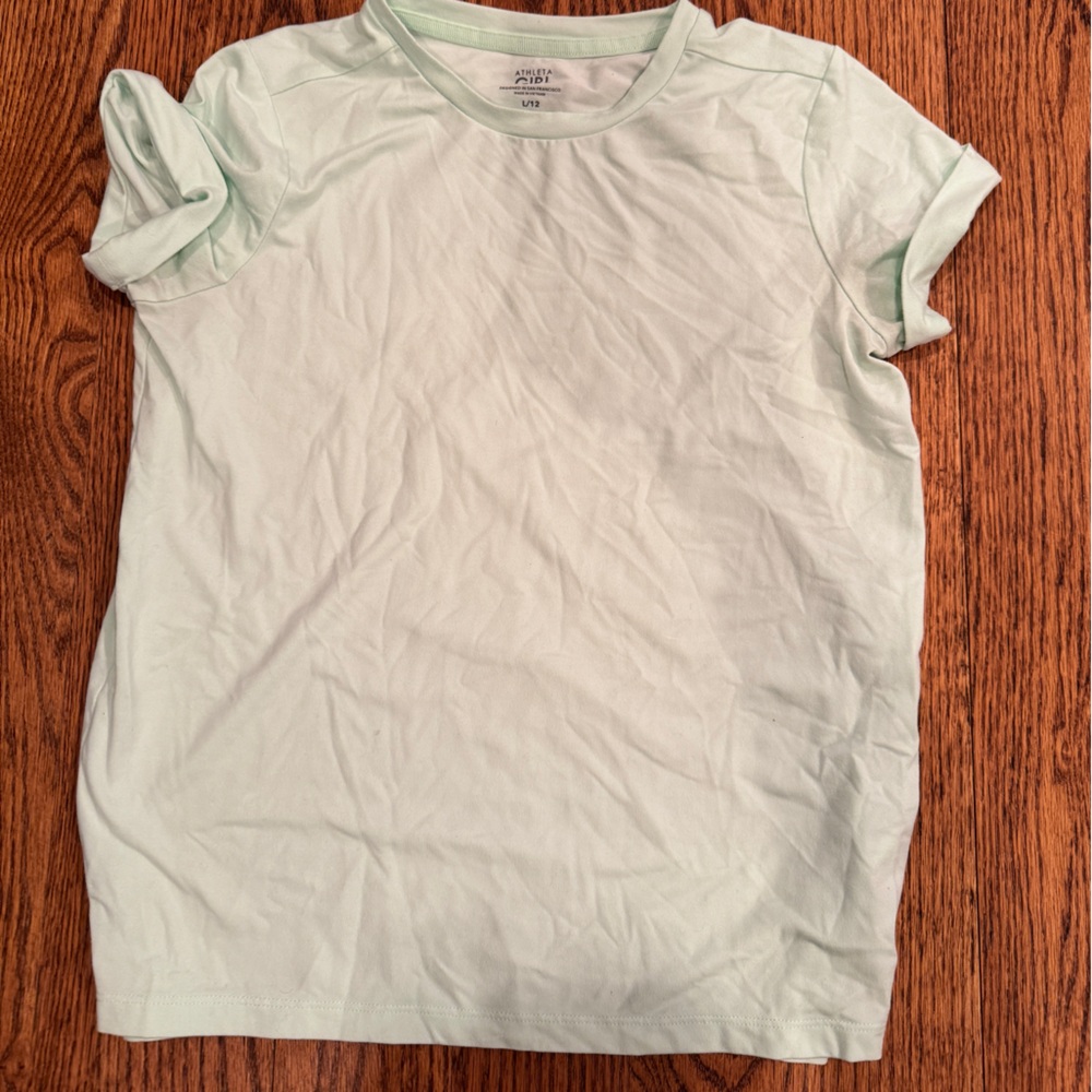Girls Athleta sport short sleeve shirt